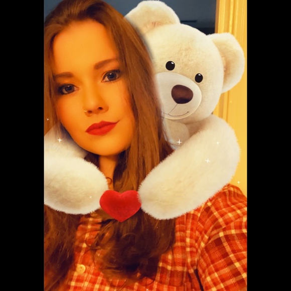 Meet your Posher, Beth - Picture 1 of 1